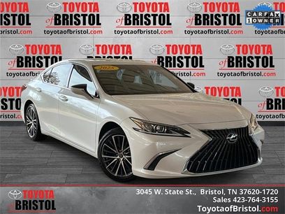 Used 2025 Lexus ES 300h w/ Premium Package