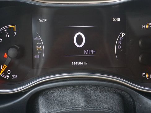 Used 2017 Jeep Grand Cherokee Limited AWD/4WD image 13