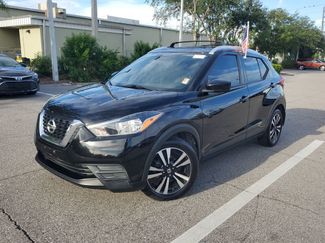 Used 2019 Nissan Kicks SV w/ Exterior Package image 1