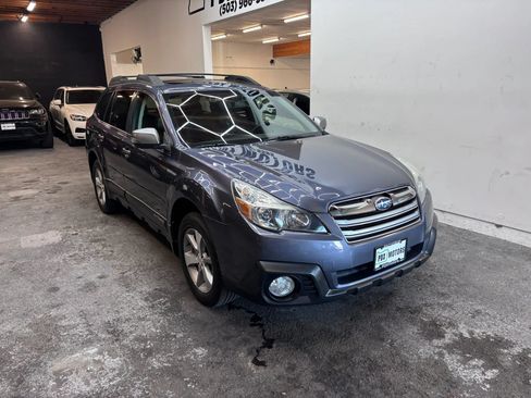 Used 2014 Subaru Outback 2.5i Limited AWD/4WD image 2