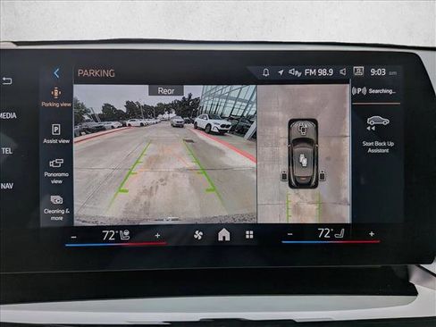 Used 2026 BMW X2 xDrive28i AWD/4WD image 11