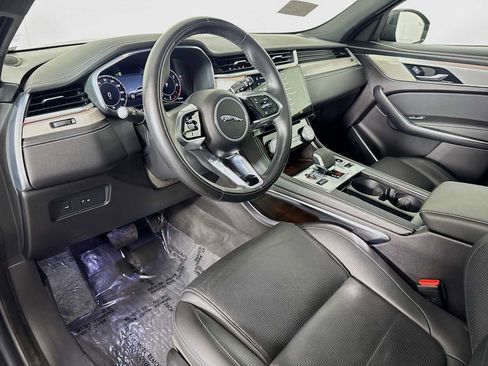 Used 2024 Jaguar F-PACE R-Dynamic S image 9