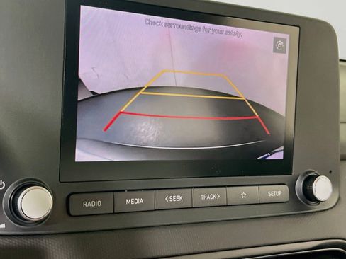 Used 2023 Hyundai Kona SE AWD/4WD image 13