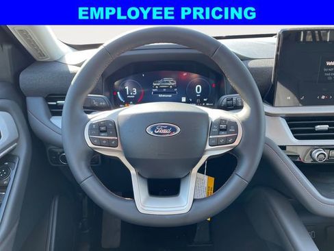 New 2026 Ford Explorer Active AWD/4WD image 12