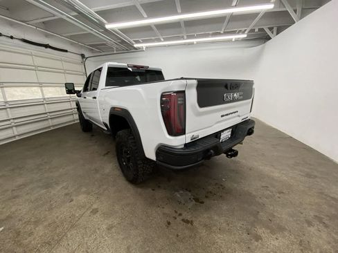 Used 2026 GMC Sierra 2500 AT4X w/ AT4X AEV Edition image 4