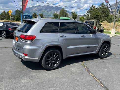 Used 2019 Jeep Grand Cherokee High Altitude AWD/4WD image 8
