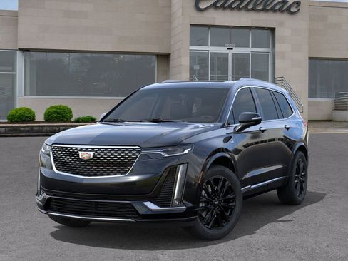 New 2025 Cadillac XT6 Luxury image 6