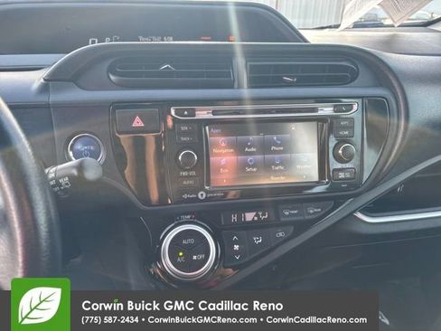 Used 2015 Toyota Prius C Four image 19