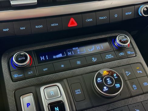 Used 2023 Hyundai Palisade Limited w/ Cargo Package image 20