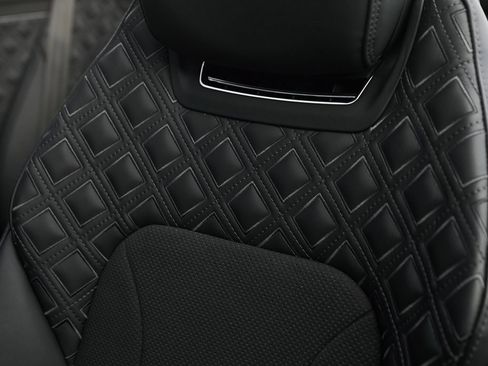 Used 2024 Bentley Continental GT S image 36