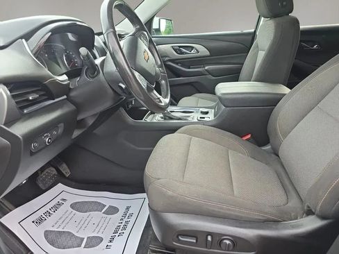 Used 2019 Chevrolet Traverse LT w/ LPO, Floor Liner Package AWD/4WD image 9