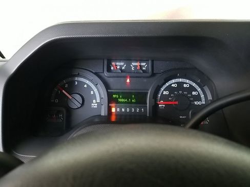 Used 2015 Ford E-450 and Econoline 450 Super Duty w/ Power Windows & Locks Group image 28