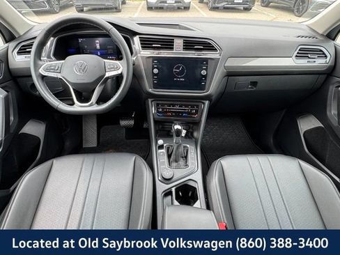 Used 2022 Volkswagen Tiguan SE AWD/4WD image 11