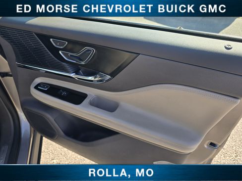Used 2021 Lincoln Corsair AWD image 23