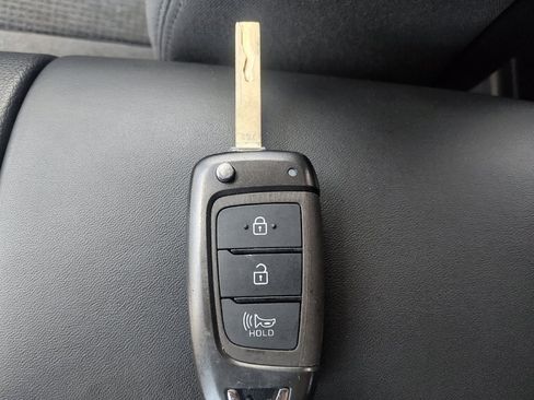 Used 2023 Hyundai Santa Fe SE FWD image 32