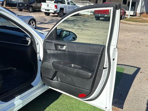 Used 2019 Kia Optima LX image 24