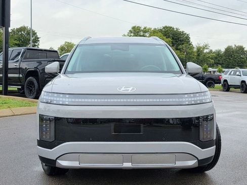New 2026 Hyundai Ioniq 9 SE image 3