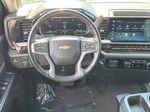 Used 2024 Chevrolet Silverado 2500 LT image 13