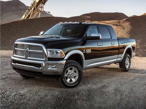 Used 2018 RAM 2500 Laramie w/ Sport Appearance Group AWD/4WD image 1