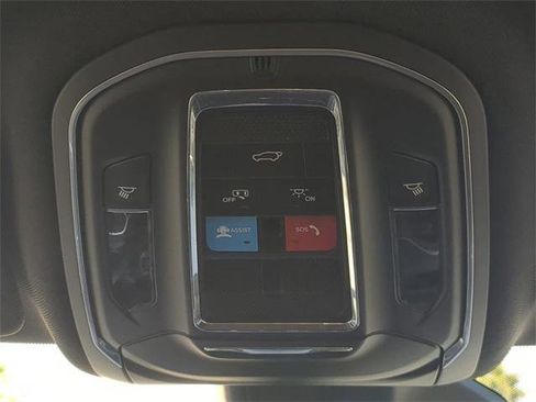 Certified 2024 Jeep Grand Cherokee L Laredo image 25