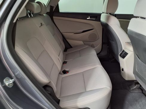Used 2021 Hyundai Tucson SEL FWD image 11