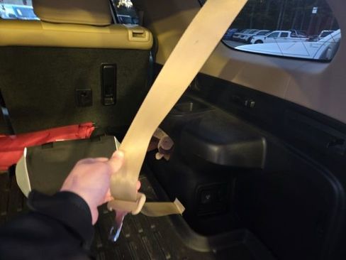 Used 2018 Toyota 4Runner SR5 Premium image 29