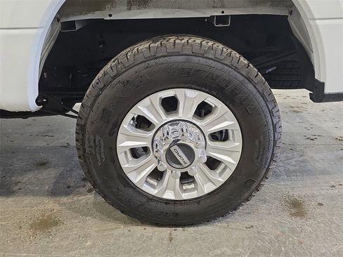 Used 2021 Ford F250 XL w/ Power Equipment Group image 33