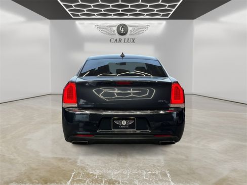 Used 2016 Chrysler 300 C w/ Safetytec Plus Group image 4