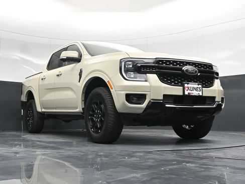 Certified 2025 Ford Ranger Lariat w/ FX4 Off-Road Package AWD/4WD image 56