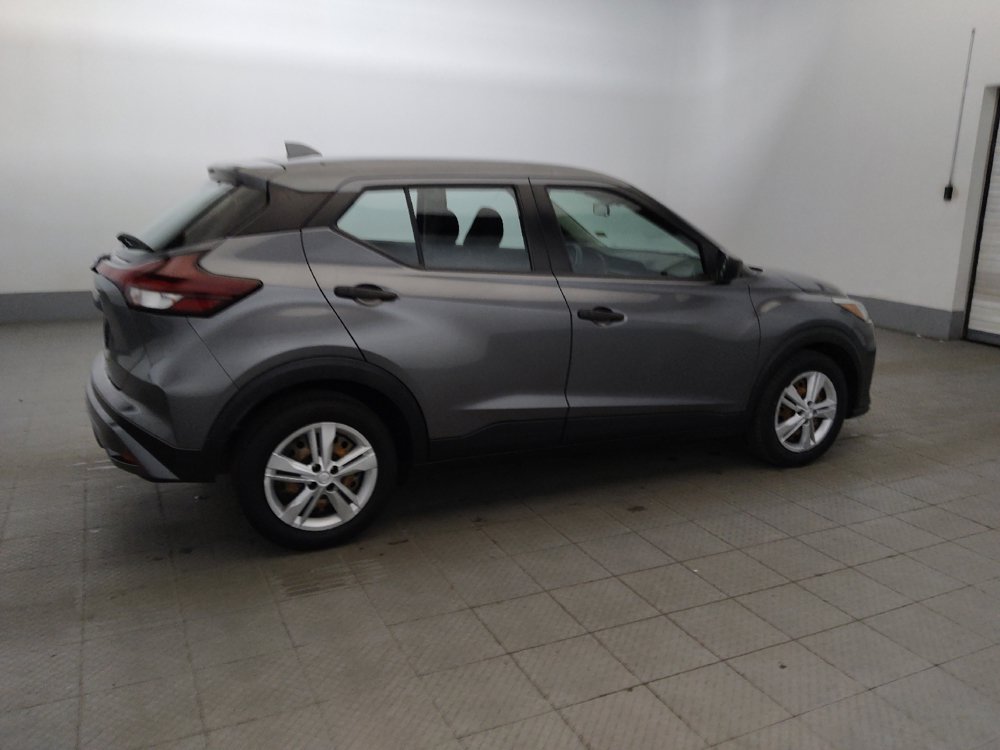 Used 2021 Nissan Kicks S FWD image 10