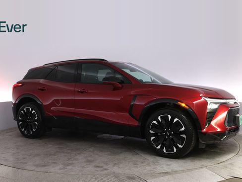 Used 2024 Chevrolet Blazer EV RS AWD/4WD image 14