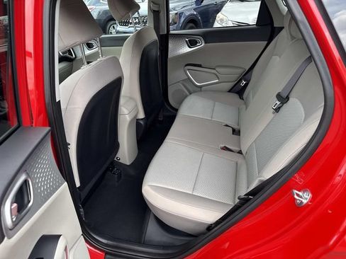 Used 2023 Kia Soul LX w/ Option Group 015 FWD image 16