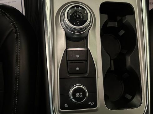 Used 2023 Ford Explorer XLT w/ Equipment Group 202A image 20