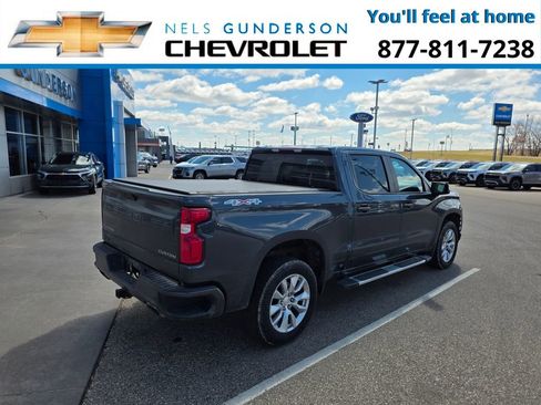 Used 2019 Chevrolet Silverado 1500 Custom w/ Custom Value Package image 5