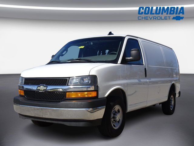 Used 2024 Chevrolet Express 2500 w/ Driver Convenience Package RWD image 6