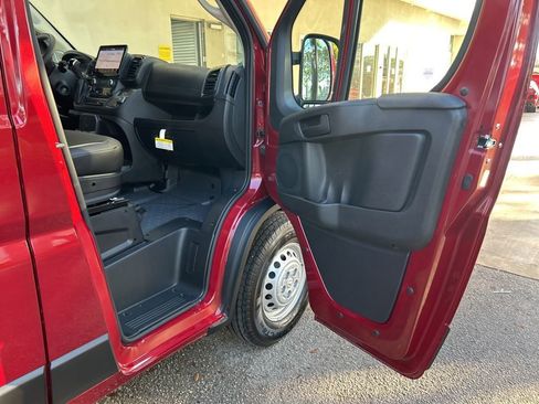 New 2026 RAM ProMaster 2500 w/ Premium Convenience Group image 23