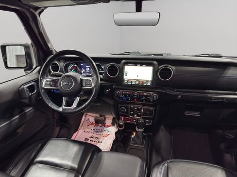 Used 2021 Jeep Wrangler Unlimited Rubicon 4xe w/ Cold Weather Group image 19