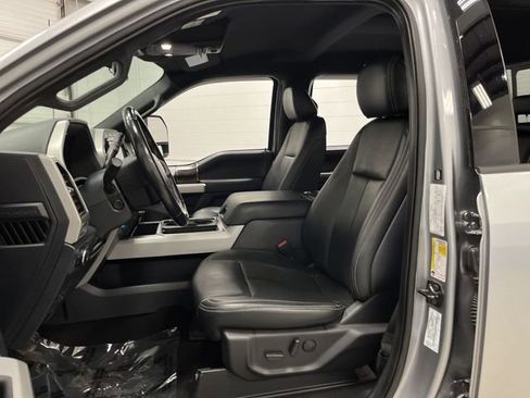 Used 2022 Ford F350 Lariat w/ Tremor Off-Road Package image 4