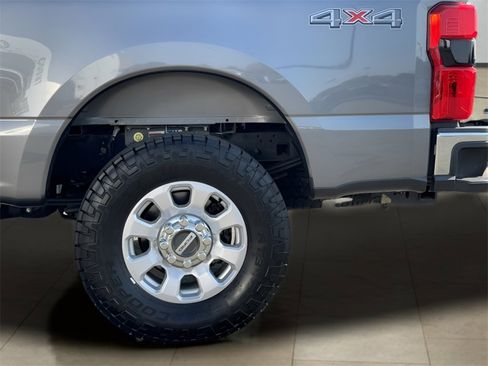 Used 2024 Ford F250 XLT w/ 360-Degree Camera Package image 42