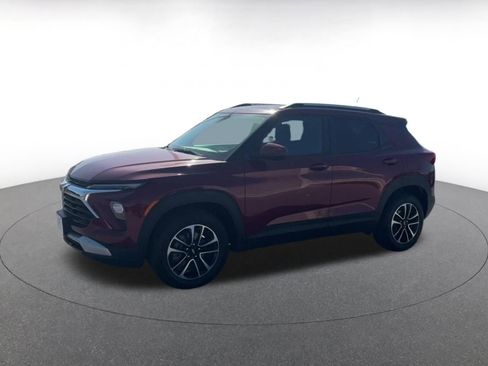 Used 2025 Chevrolet TrailBlazer LT image 8