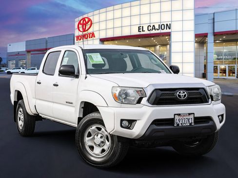 Used 2013 Toyota Tacoma PreRunner image 1