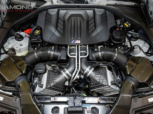 Used 2015 BMW M5 image 17