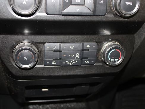 Used 2019 Ford F250 XL w/ STX Appearance Package image 42