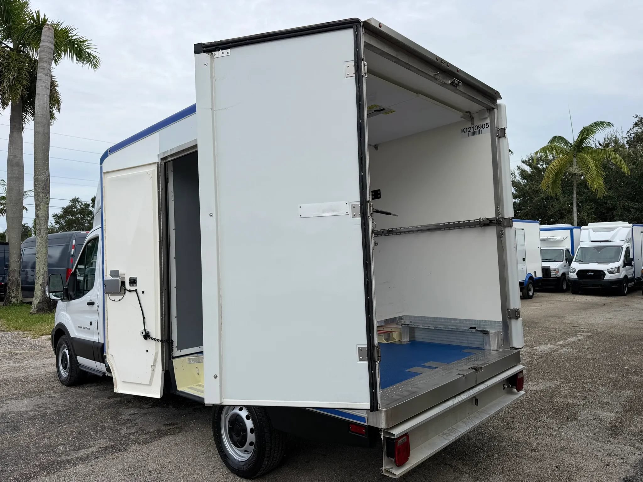 Used 2022 Ford Transit 350 w/ Upfitter Package RWD image 10