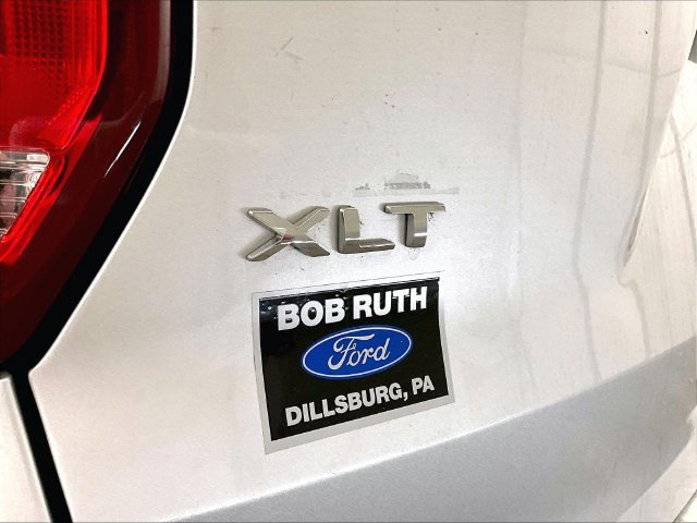 Used 2017 Ford Explorer XLT FWD image 14