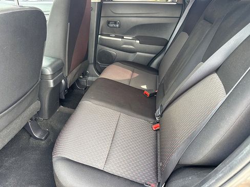 Used 2019 Mitsubishi Outlander Sport LE FWD image 10
