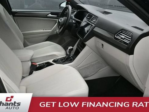 Used 2023 Volkswagen Tiguan SE R-Line AWD/4WD image 11