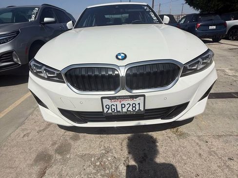 Used 2023 BMW 330i Sedan w/ Convenience Package image 21
