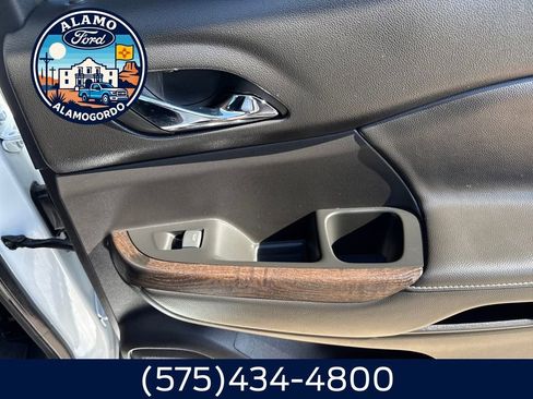 Used 2023 GMC Acadia Denali w/ Denali Ultimate Package image 20