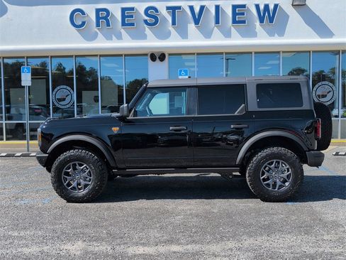 New 2025 Ford Bronco Badlands image 9
